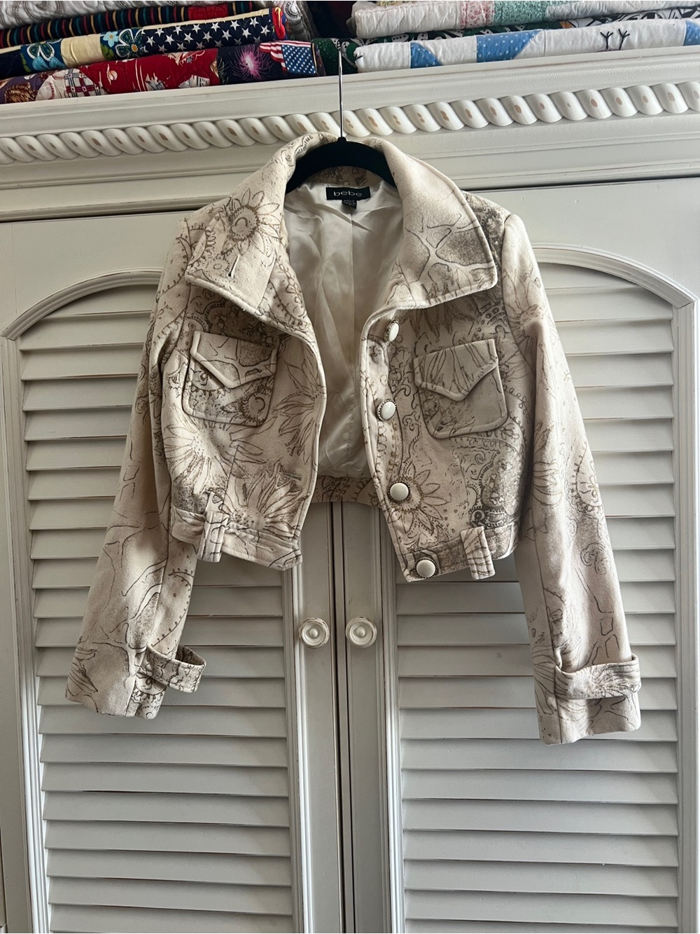 Bebe Cream sunflower Printed Cropped Jacket